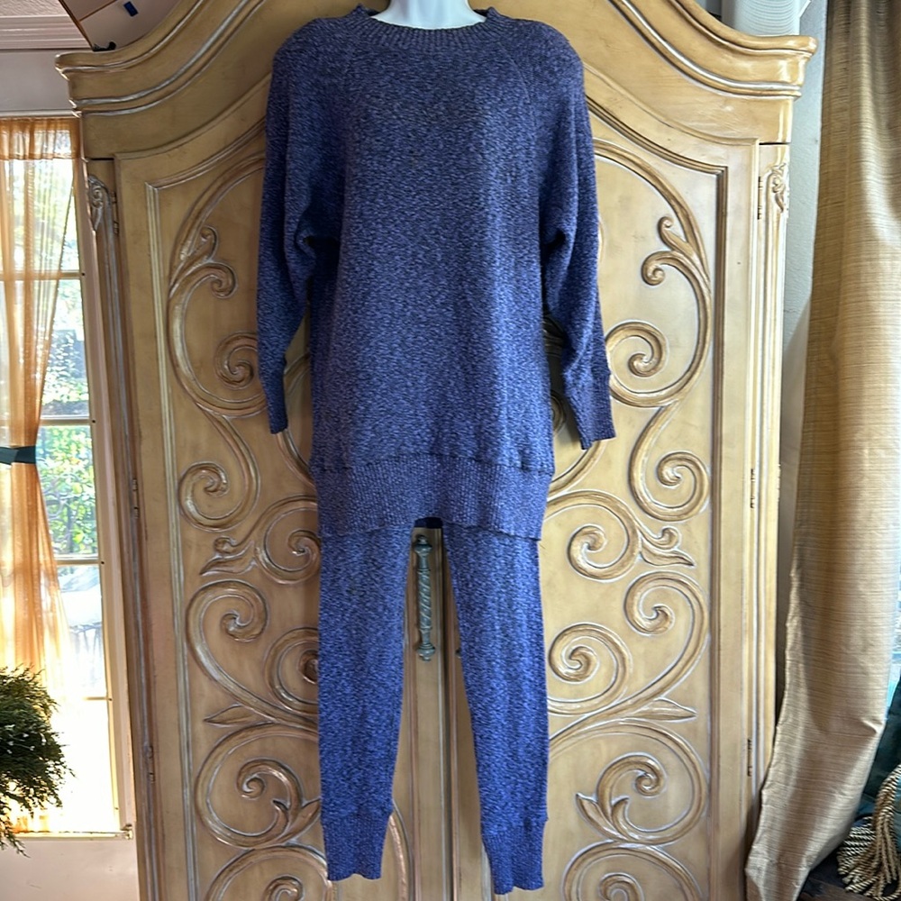 Neiman Marcus -Joan Geddes 3/piece sweater set